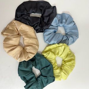 Cerie Set of 5 Satin Hair Scrunchies